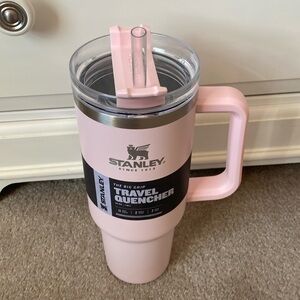New pale pink Stanley cup , 40 oz